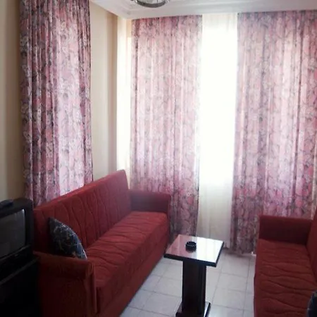 Therese Apart Hotel Side